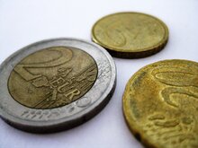 coins-euro-comp